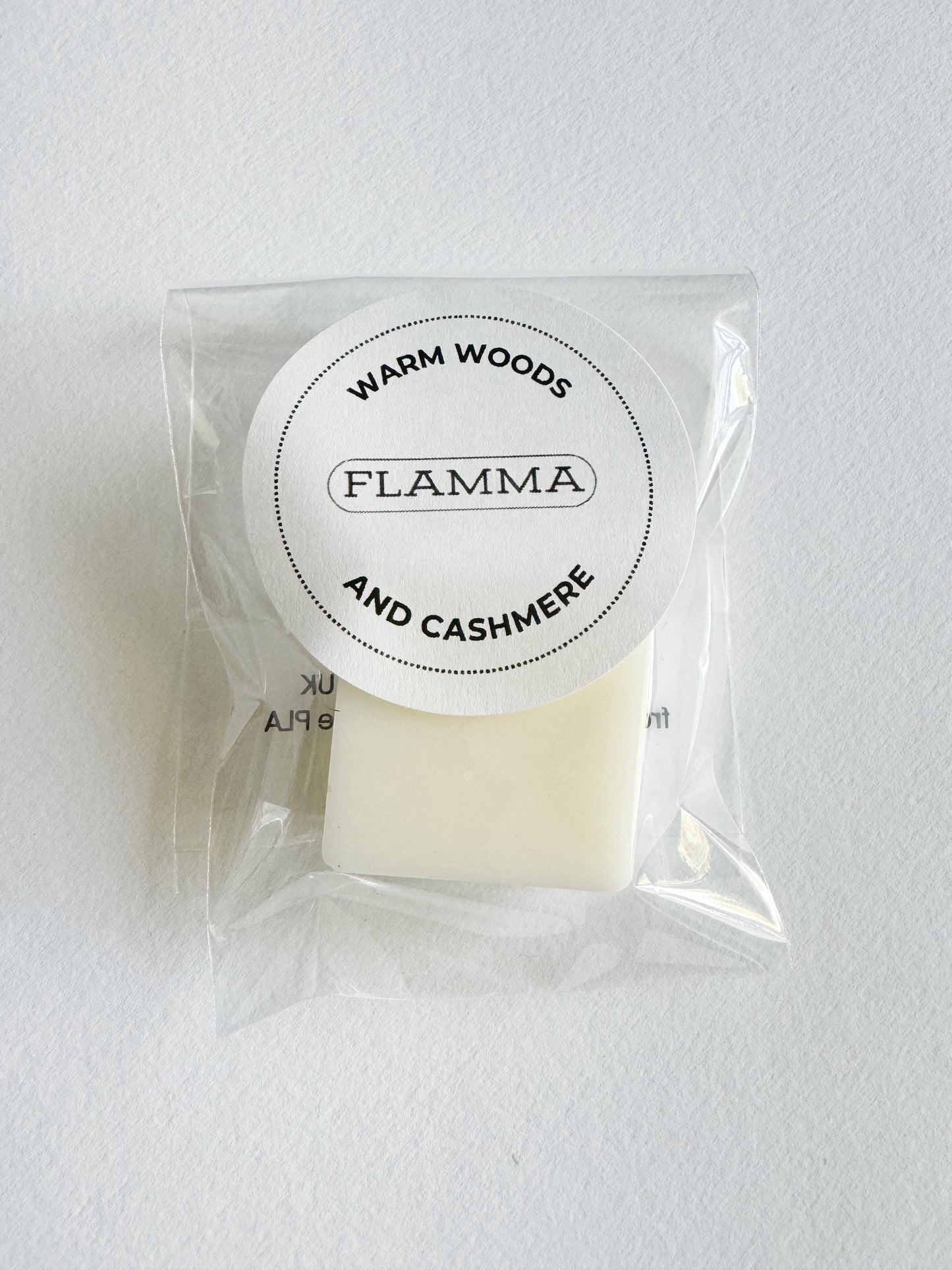 Warm Woods & Cashmere - Scent Sample